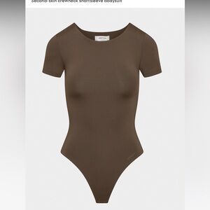 Aritzia Contour bodysuit